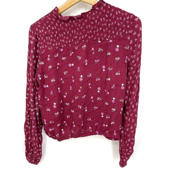 Small NWT Hippie Rose Juniors' Printed Top - Picture 3 of 5